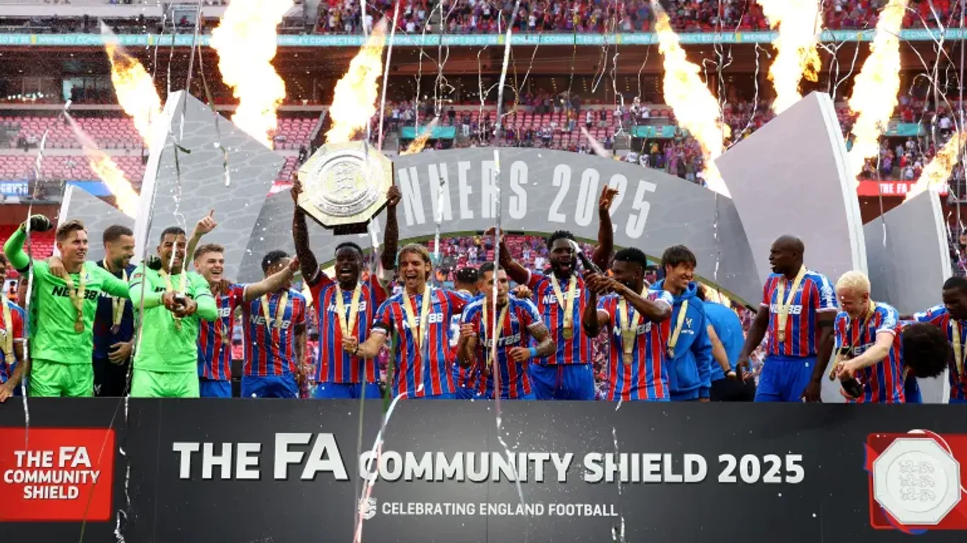 Английн “Community shield” цомын тоглолтод Crystal Palace Клуб Liverpool-ийг хожиж түрүүллээ