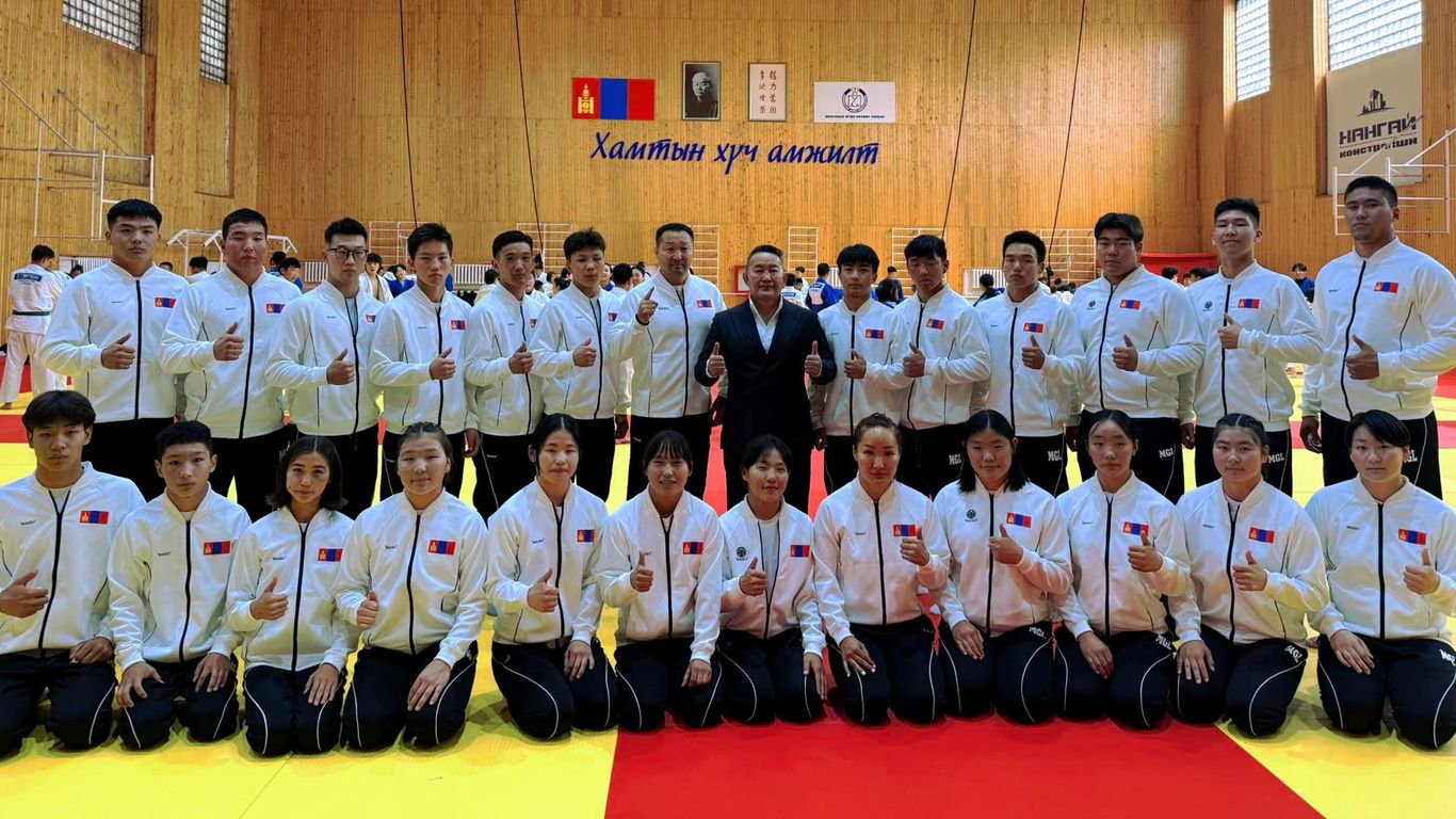 Жүдо бөхийн өсвөр, залуучуудын Азийн аварга шалгаруулах тэмцээний эхний өдөр хоёр хүрэл медаль хүртжээ
