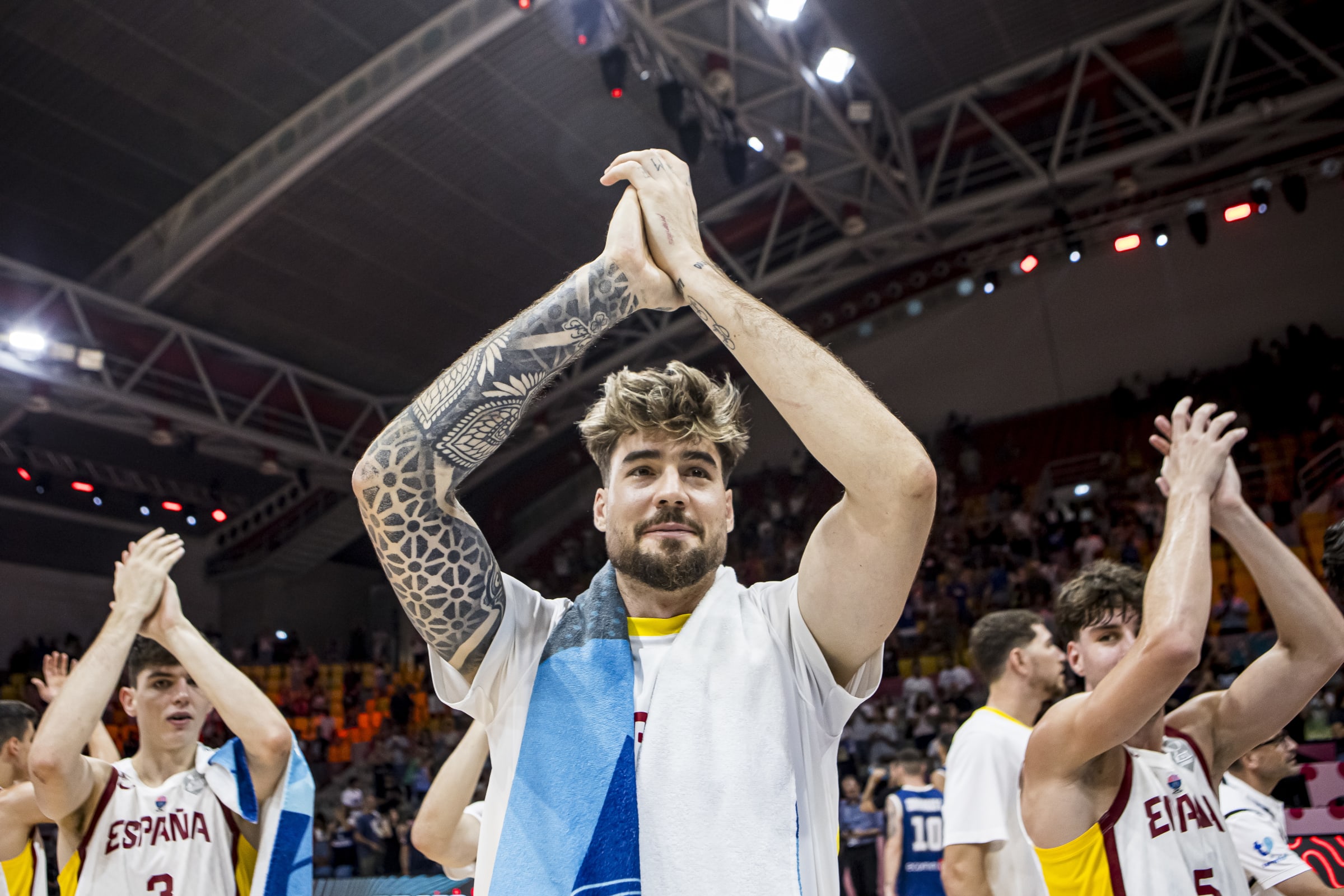 “Евро Баскет 2025”: Энэ жилийн Евро Баскетын анхны "Triple double"-ийг Лука Дончич хийлээ