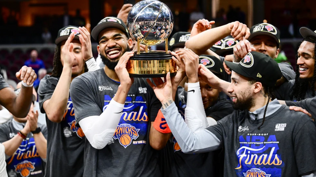 New York Knicks баг NBA-ийн финалд 27 жилийн дараа дахин тоглохоор боллоо