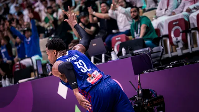 FIBA Asia Cup 2025: Филиппиний шигшээ багийн лидер Justin Brownlee багаа шөвгийн 8-д шалгарууллаа