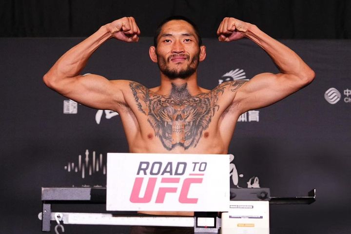 UFC холбооны Шанхайн эвентэд тулалдсан хоёр Монгол тамирчин хоёул ялалт байгуулан түүх бүтээж байна