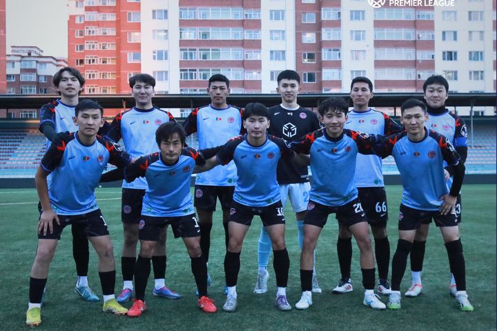 Улаангом Сити клуб дээд лигт таван тоглолтод оролцож, 37 гоол хаалгандаа алдаад байна