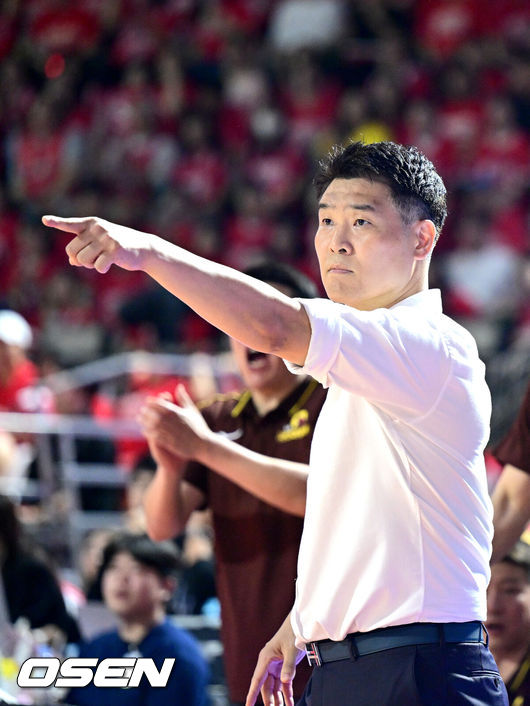 EASL: Хасын Хүлэгүүд баг гурав дахь тоглолтоо БНСУ-ын дээд лигийн аварга LG Sakers багтай хийнэ