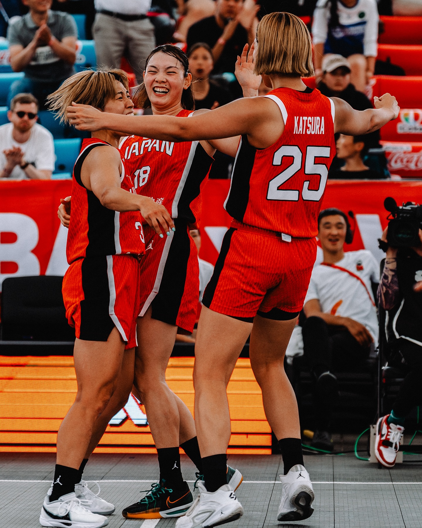 3x3 World Cup Тойм: Эмэгтэйчүүд эхний хожлоо авсан бол Эрэгтэйчүүд маргааш чухал хоёр тоглолт хийнэ