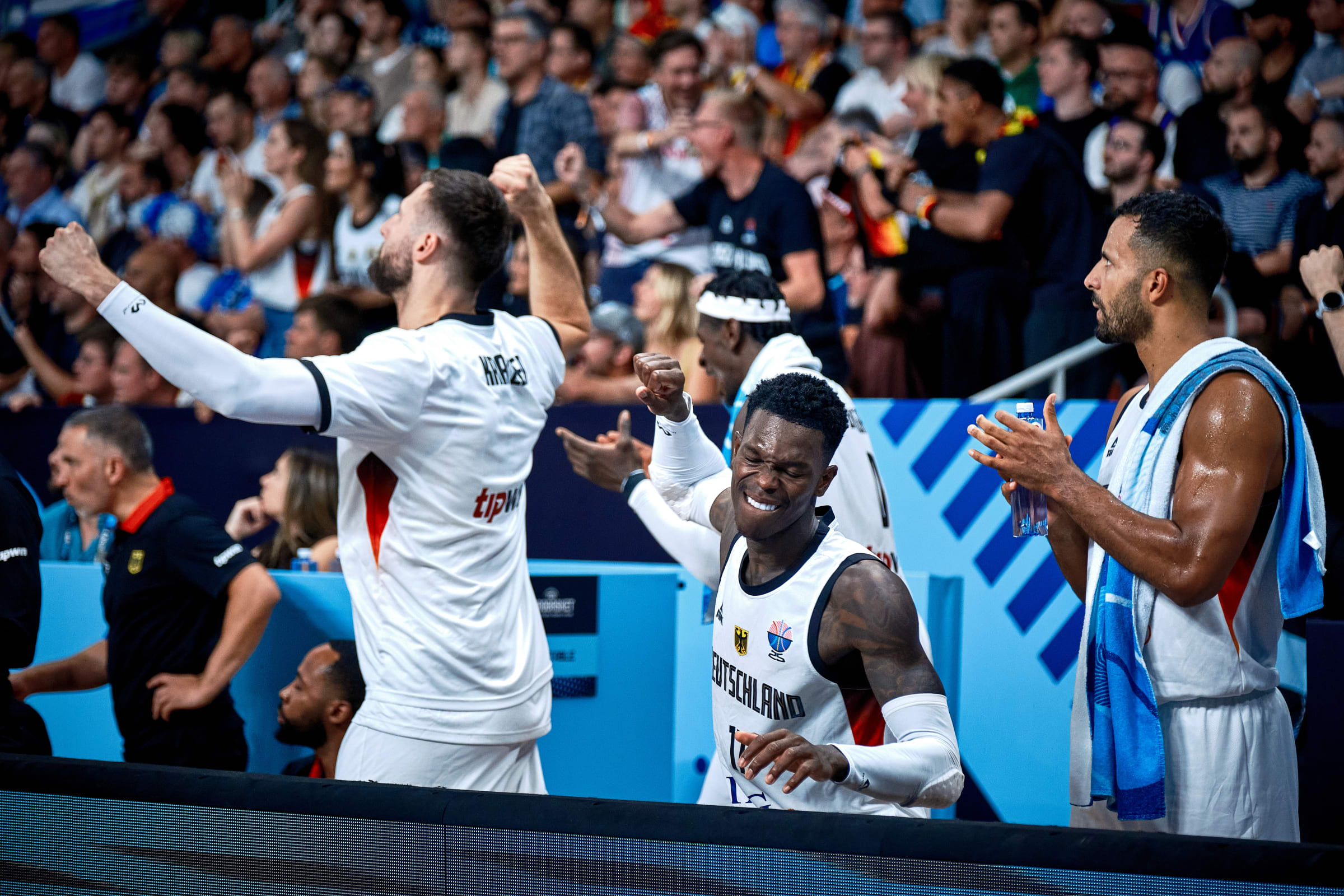 EuroBasket-2025: Энэ удаагийн аварга шалгаруулах тэмцээнийг өнгөлж байсан Лука Дончич тэмцээнээ өндөрлүүллээ